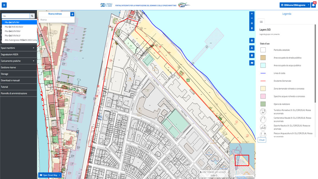 Visualizzazione e gestione integrata un'area portuale con l'uso di una piattaforma web GIS